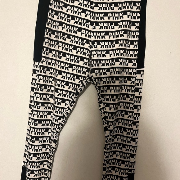 Victoria Secret Pink leggings - Picture 4 of 5